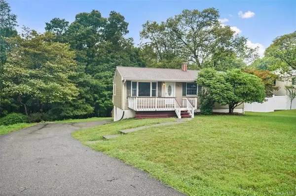 Monroe, NY 10950,48 Maple LN