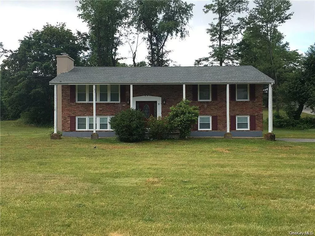 Wappingers Falls, NY 12590,9 Heather DR