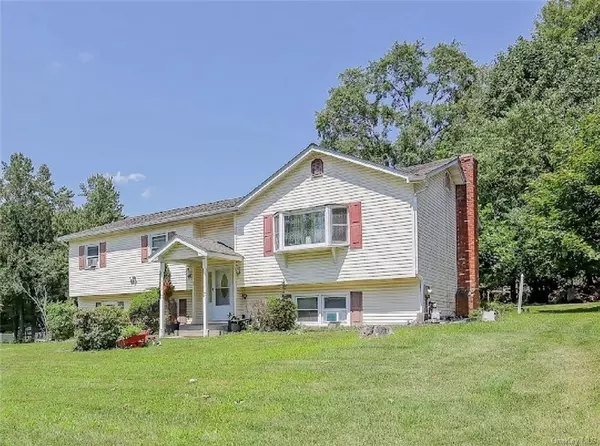 Spring Valley, NY 10977,3 Durante CT