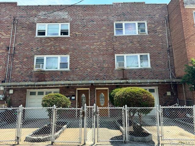 2418 Maclay AVE, Bronx, NY 10461