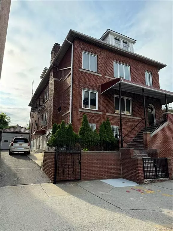 3179 Rochambeau AVE, Bronx, NY 10467