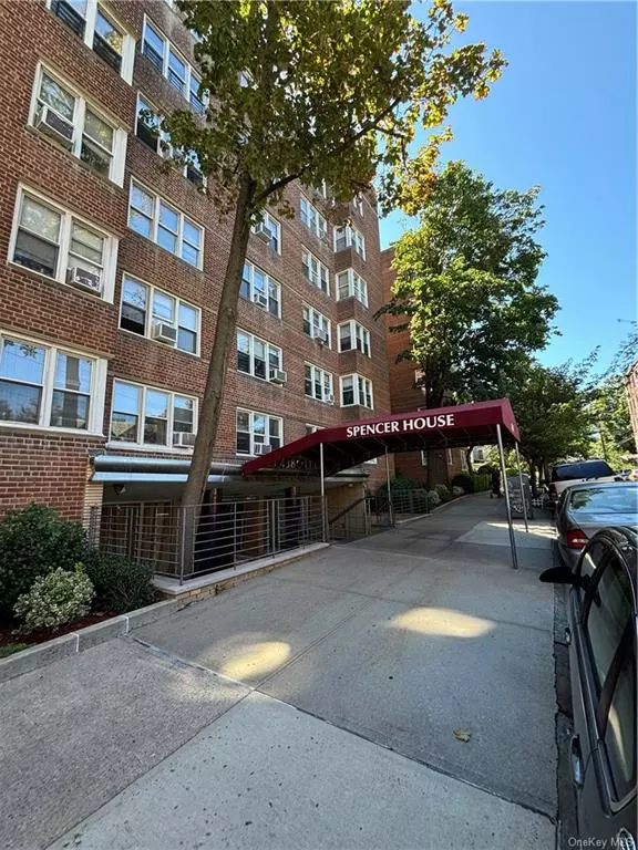 4380 Vireo AVE #6J, Bronx, NY 10470