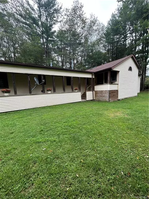 Huguenot, NY 12746,110 Foss LN