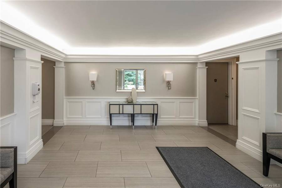 3 Stoneleigh PLZ #6C, Bronxville, NY 10708