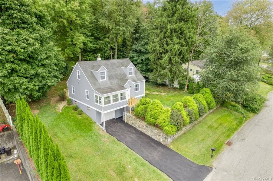 7 Highland DR, Cortlandt Manor, NY 10567