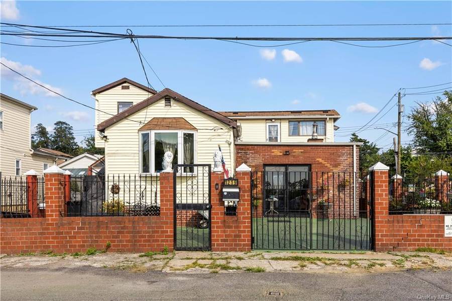 1219 Harding PARK, Bronx, NY 10473