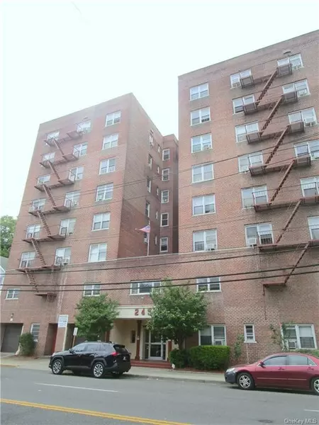 255 Bronx River RD #4R, Yonkers, NY 10704