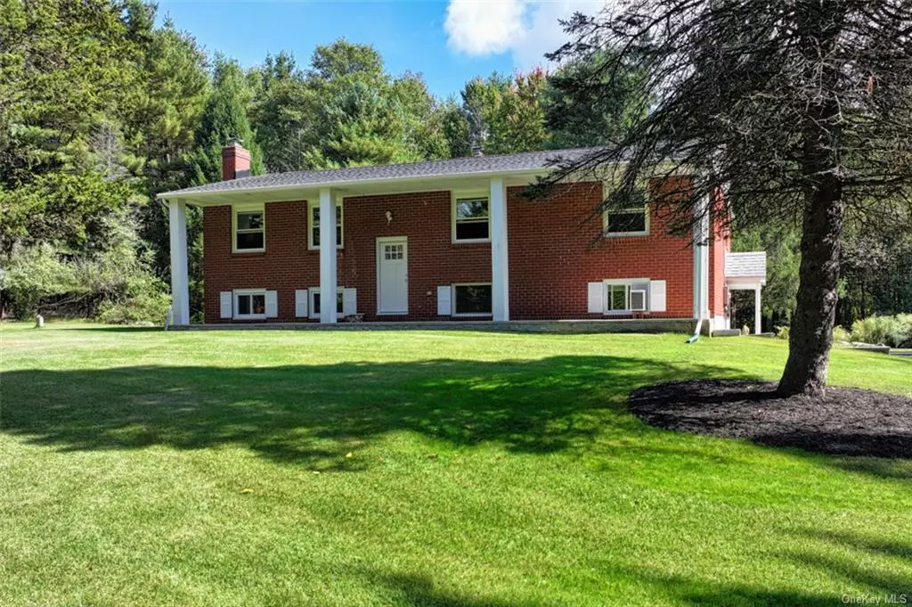 Walden, NY 12586,38 Tassielli DR