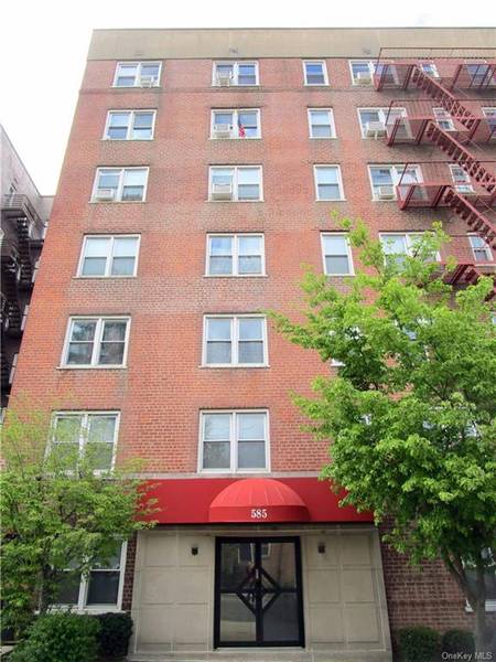 585 Mclean AVE #5A, Yonkers, NY 10705