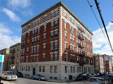 92 Hamilton AVE #6A, Yonkers, NY 10705