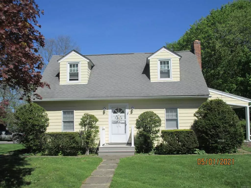 Hyde Park, NY 12538,932 Violet AVE