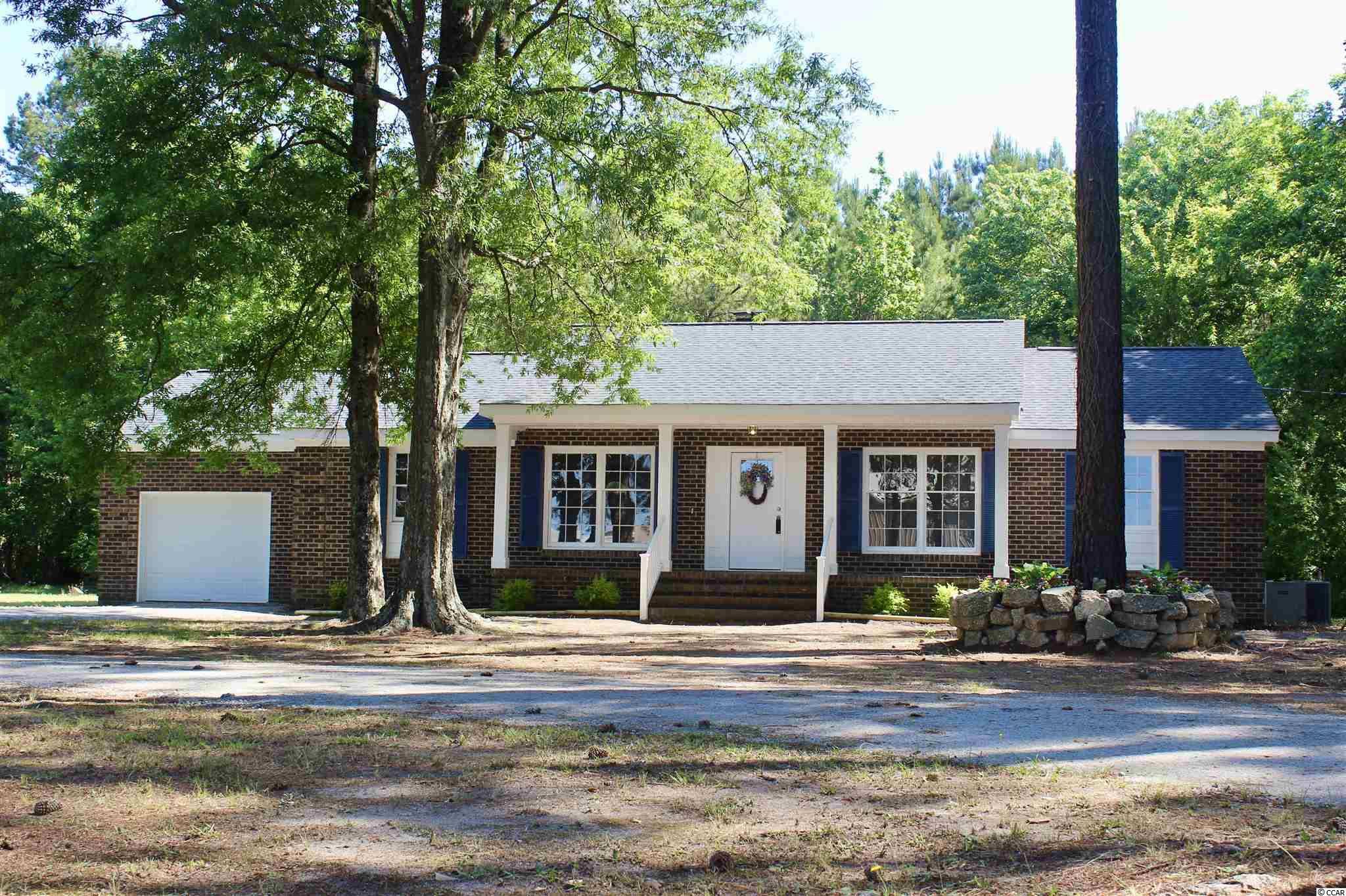 136 W Fairfield Rd., Dillon, SC 29536