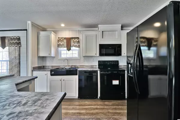 Galivants Ferry, SC 29544,1334 Saint John Rd.