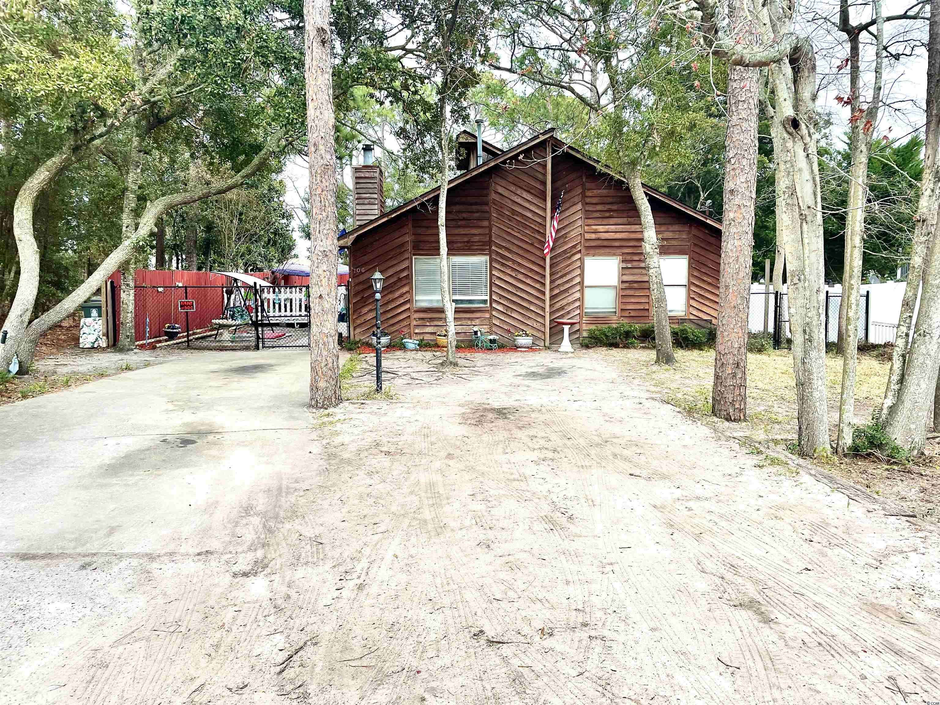 706 13th Ave. S, North Myrtle Beach, SC 29582