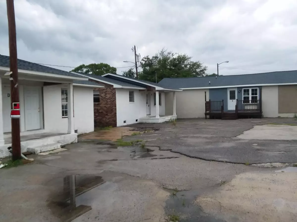 Atlantic Beach, SC 29582,509 31st Ave. S