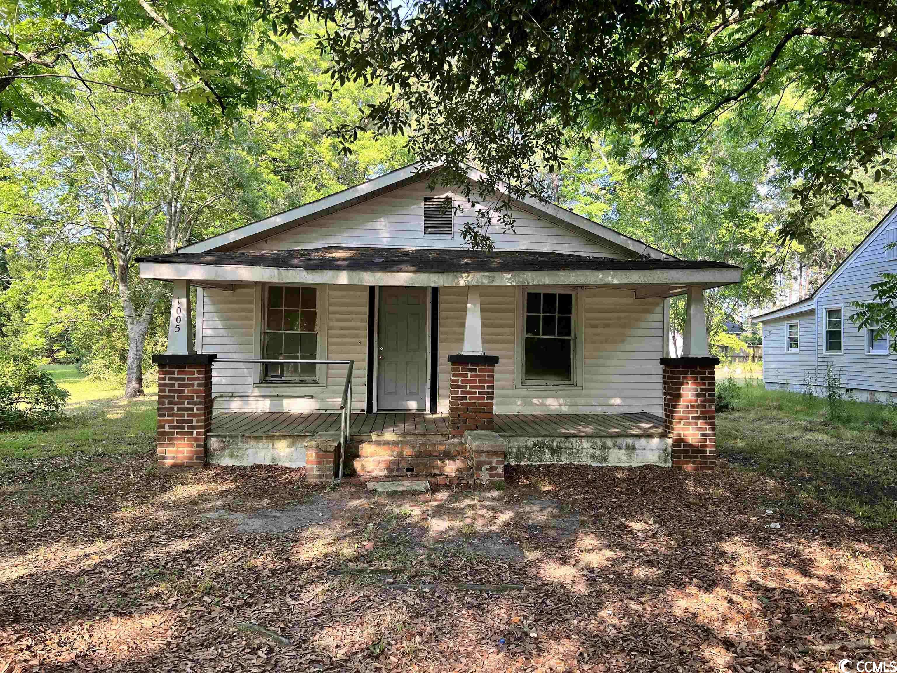 Mullins, SC 29574,1005 Fleetwood Dr.