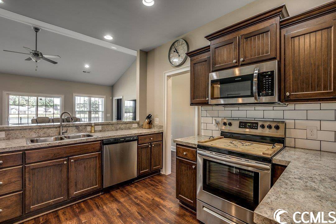 Conway, SC 29526,685 Heartwood Dr.