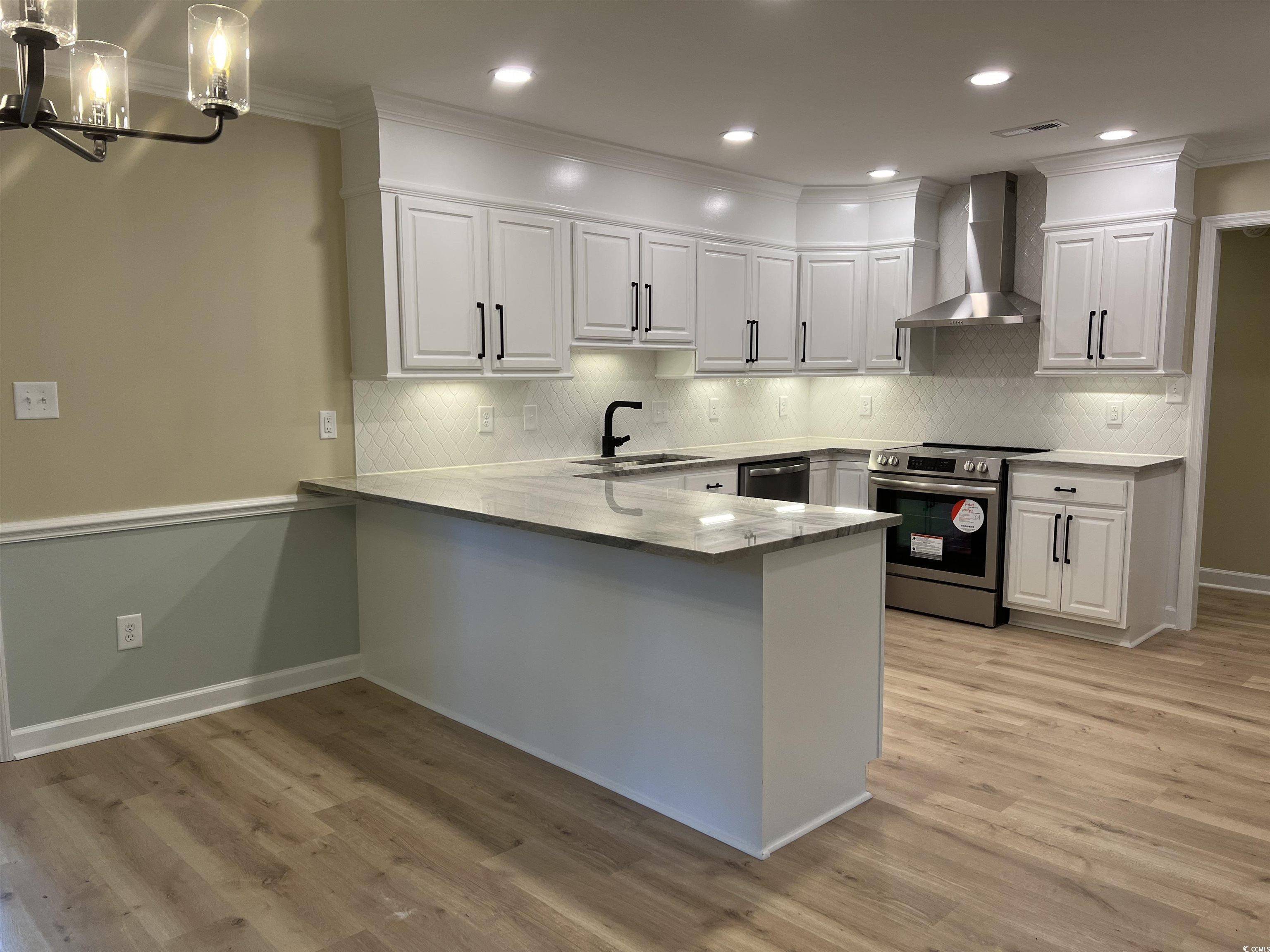North Myrtle Beach, SC 29582,1007 27th Ave. S