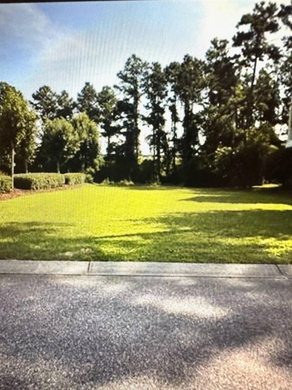 1014 Clubhouse Dr., North Myrtle Beach, SC 29582