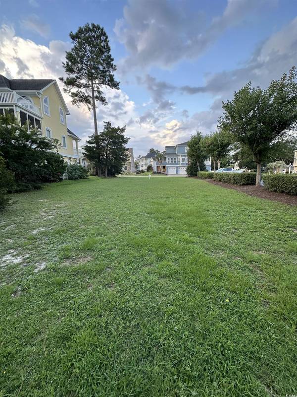 North Myrtle Beach, SC 29582,1014 Clubhouse Dr.