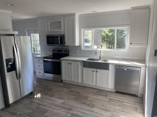 North Myrtle Beach, SC 29582,4606 E Kingfisher Dr.