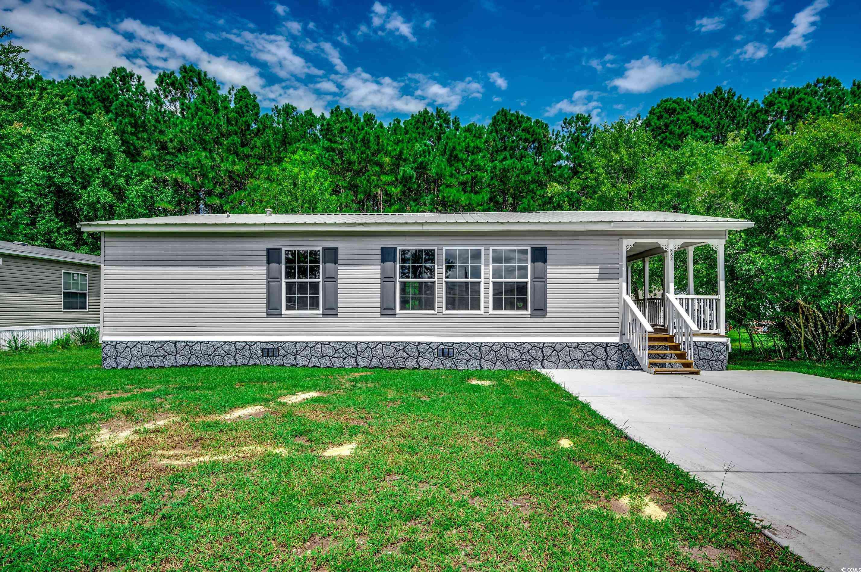 887 Old Magnolia Dr., Conway, SC 29526