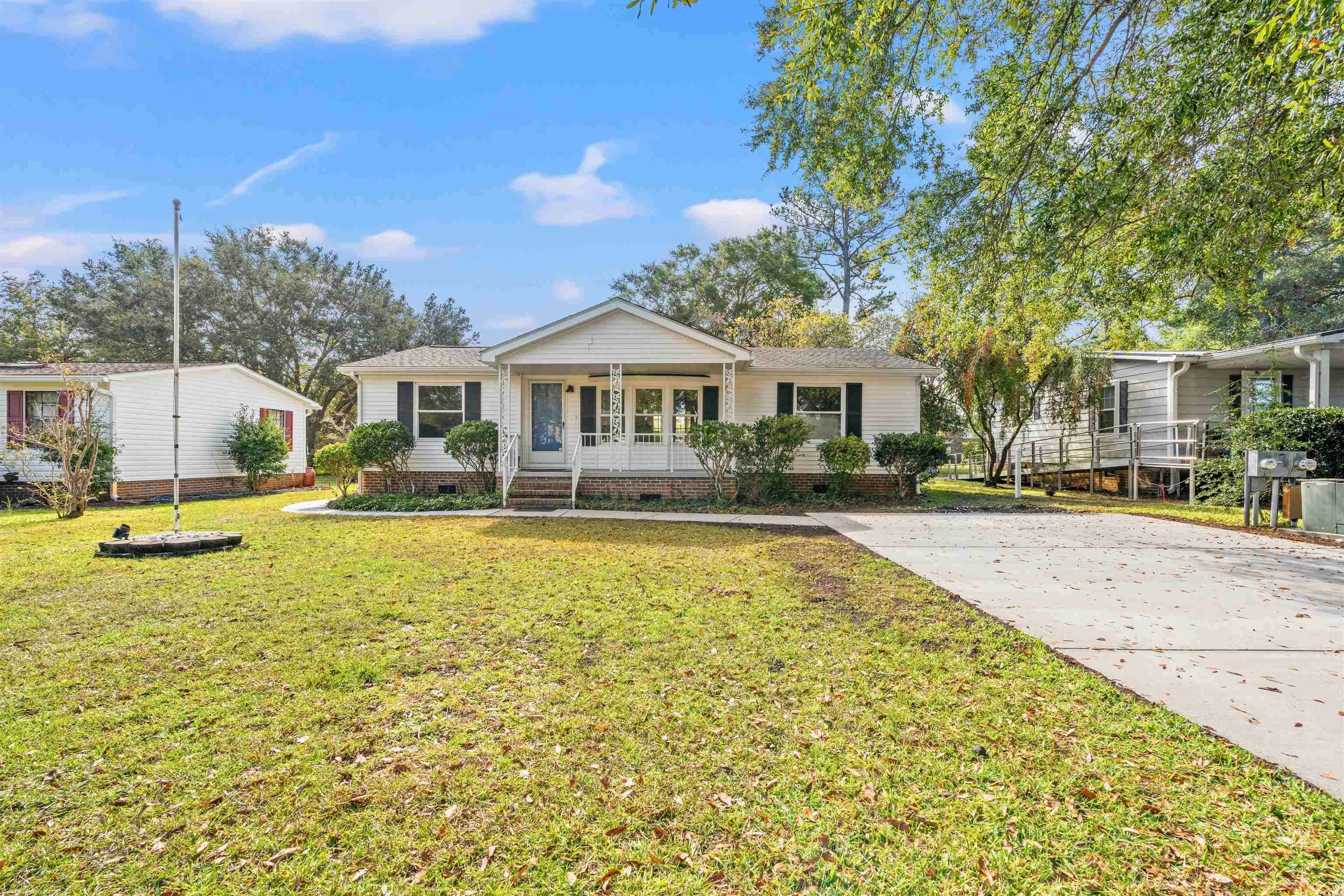 Murrells Inlet, SC 29576,857 S Marlin Circle