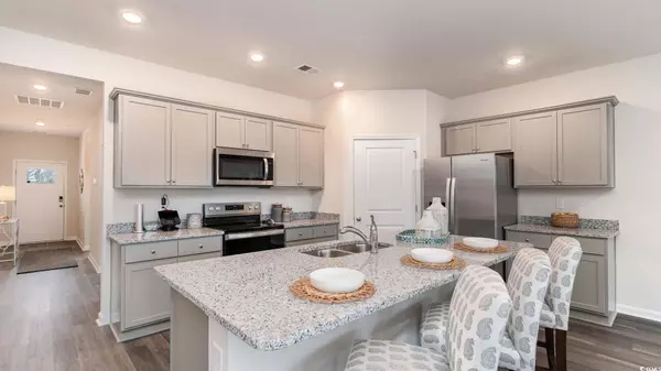 Loris, SC 29569,328 Glade Ct.