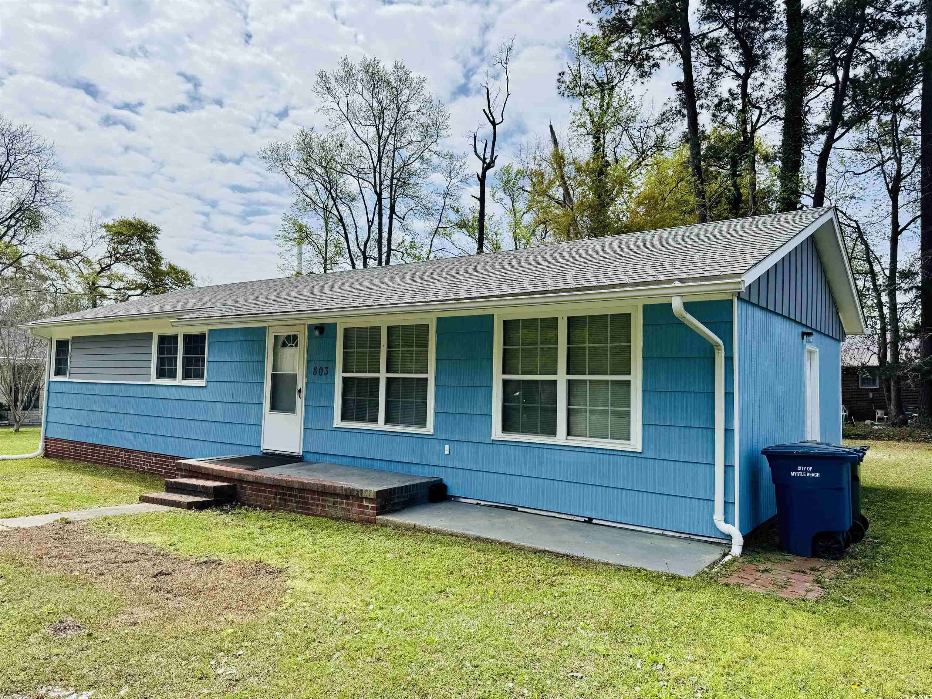 803 9th Ave. S,  Myrtle Beach,  SC 29577