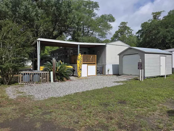 348 Bridge St., Garden City Beach, SC 29576