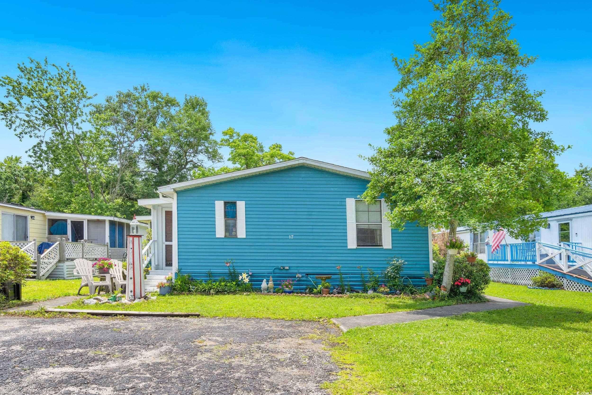 17 Crooked Island Circle, Murrells Inlet, SC 29576