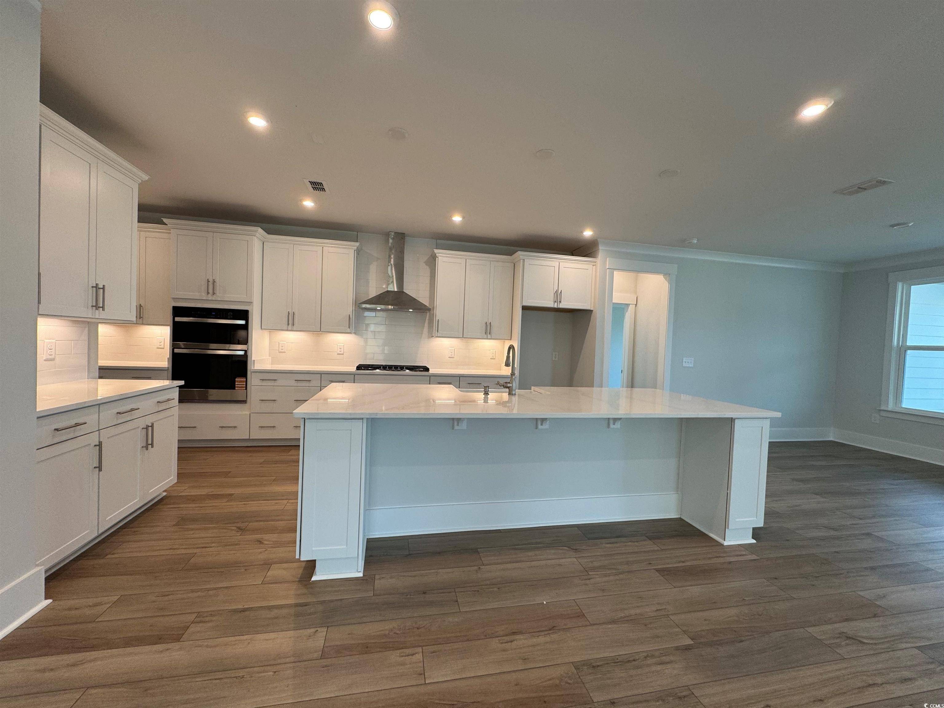 North Myrtle Beach, SC 29582,924 Lady Bird Way