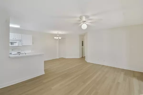 Murrells Inlet, SC 29576,4374 Crepe Myrtle Ct. #G