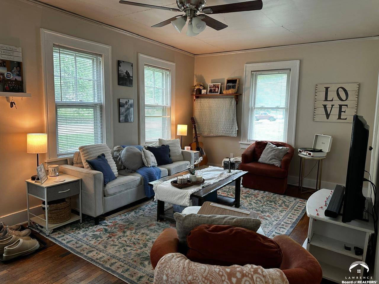 Lawrence, KS 66044,1526-1528 Kentucky ST