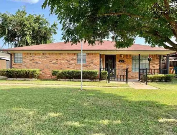 3027 LAVELL AVENUE, Wichita Falls, TX 76308