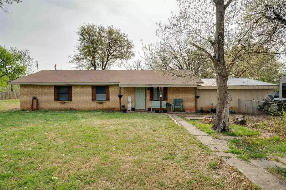 Iowa Park, TX 76367,1107 N 2ND STREET