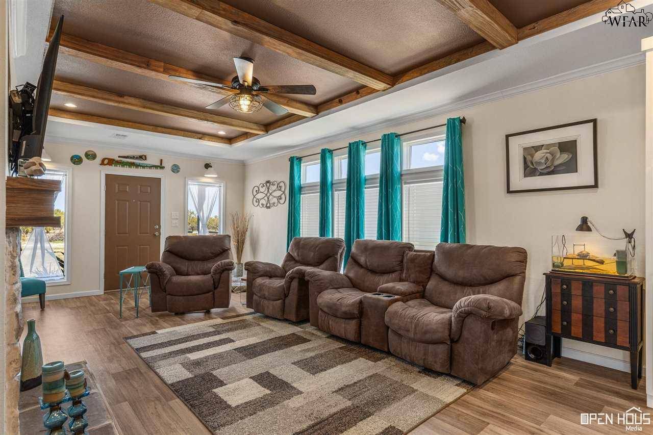 Wichita Falls, TX 76310,211 T-BONE ROAD