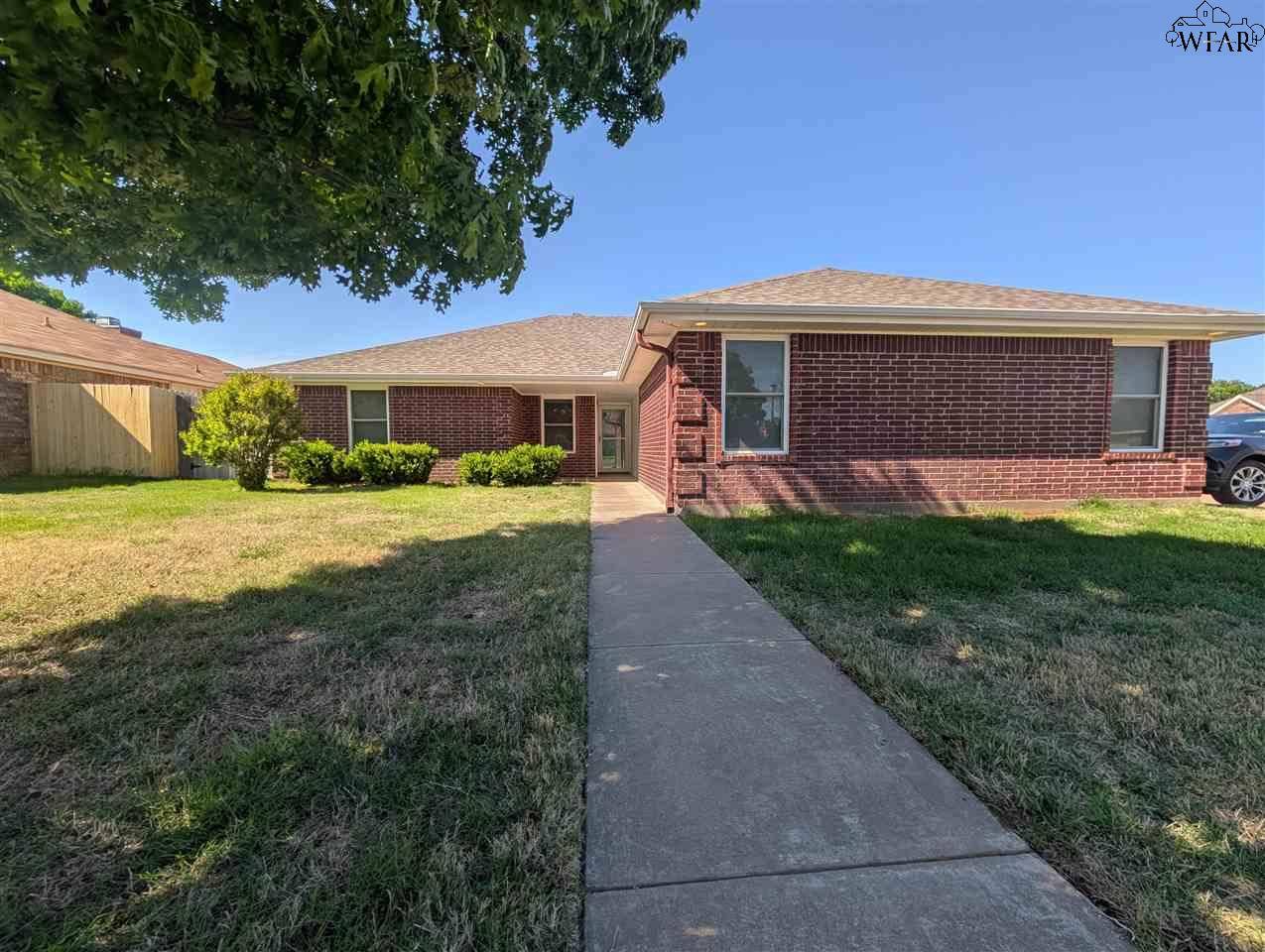 Burkburnett, TX 76354,101 KAITLIN