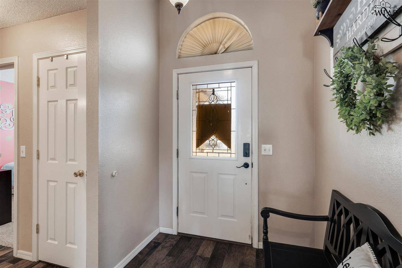 Iowa Park, TX 76367,510 CALLIE LANE