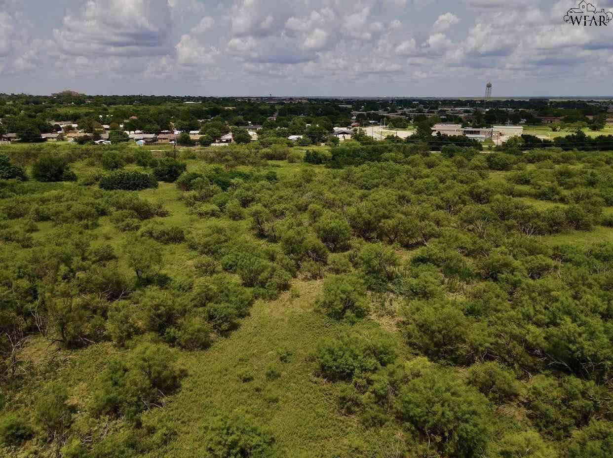 Wichita Falls, TX 76306,3901 LENORE DRIVE
