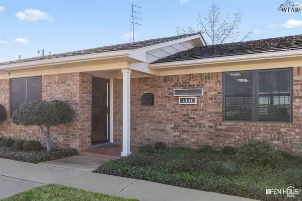 Wichita Falls, TX 76302,1333 OAKHURST DRIVE