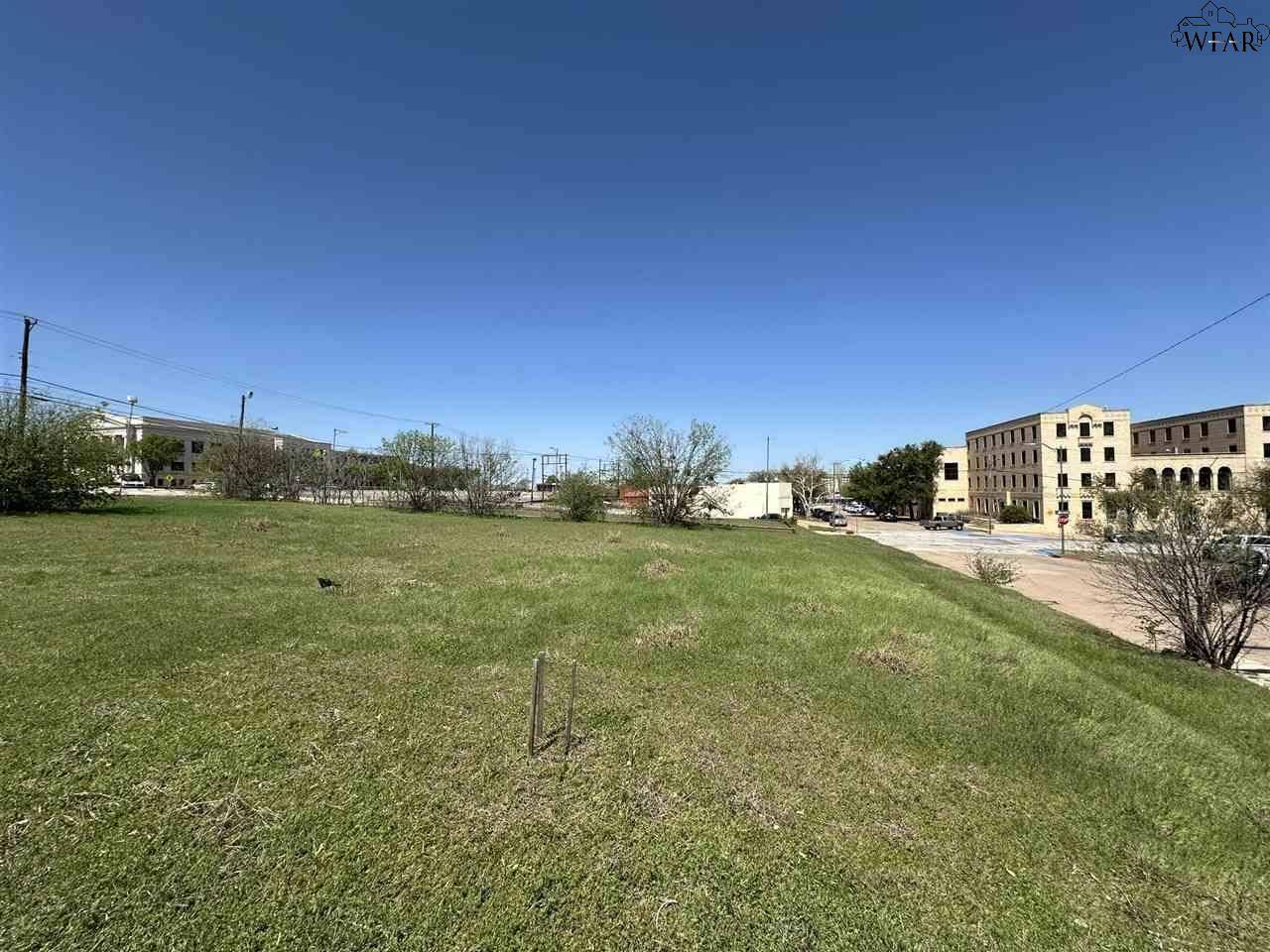 Wichita Falls, TX 76301,900 AUSTIN STREET