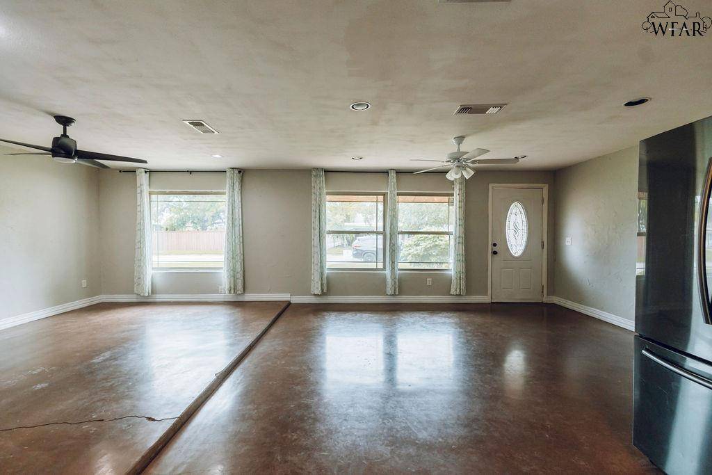 Wichita Falls, TX 76308,4356 CUNNINGHAM DRIVE