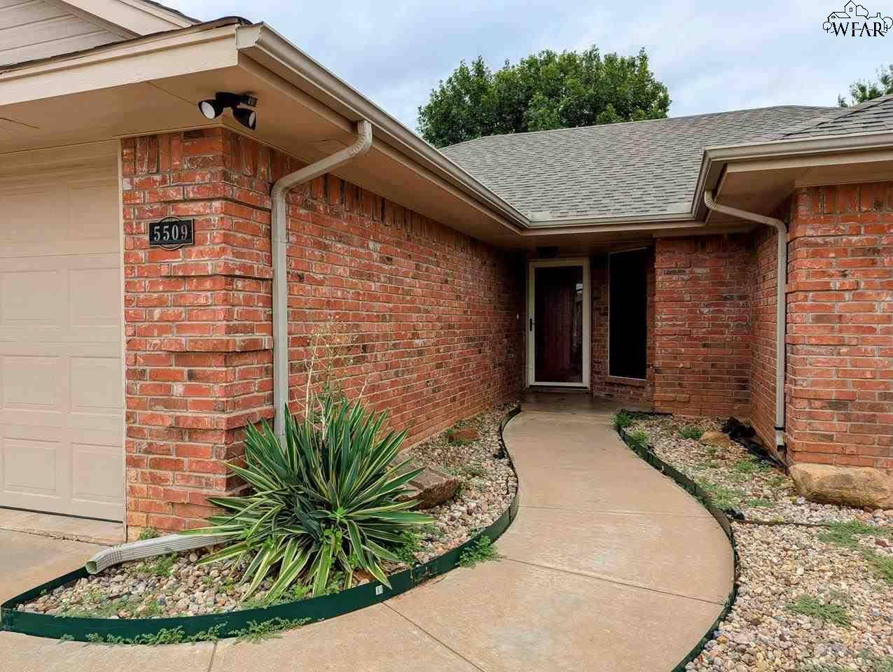 Wichita Falls, TX 76310,5509 LONG LEAF DRIVE