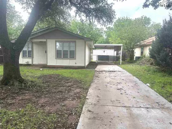 2943 MCGAHA AVENUE, Wichita Falls, TX 76308