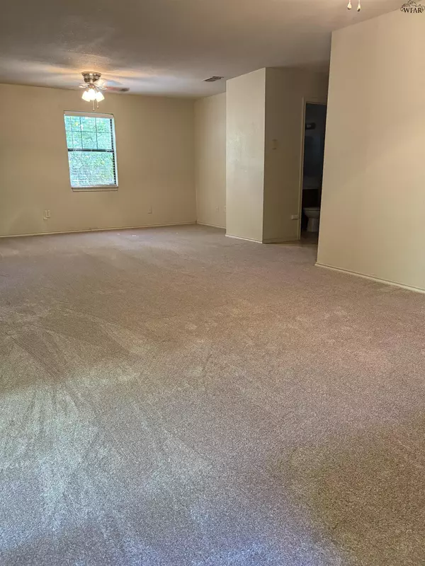 Wichita Falls, TX 76301,1529 23RD STREET