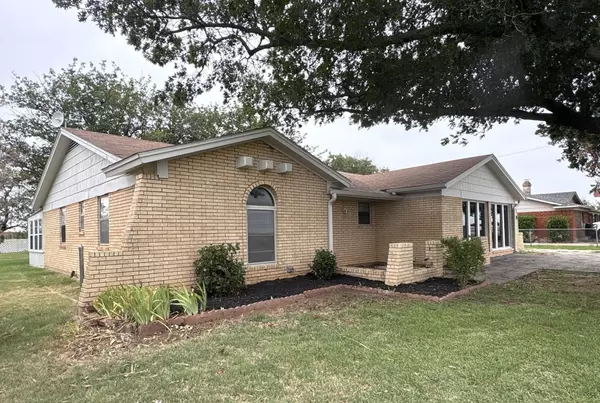 Holliday, TX 76366,705 N WEST AVENUE