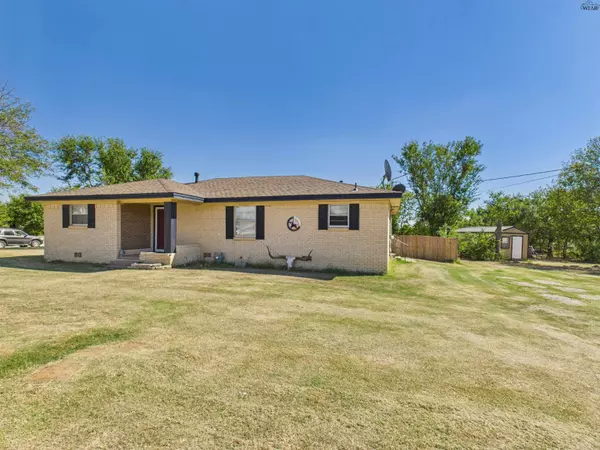 Petrolia, TX 76377,308 E BENTON STREET