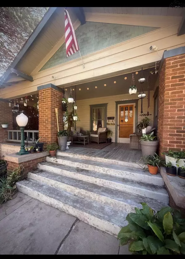 1709 8TH STREET, Wichita Falls, TX 76301