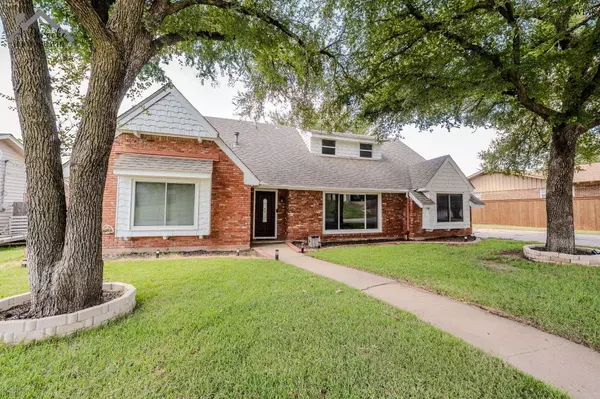 Wichita Falls, TX 76309,4306 BRIAR CLIFF DRIVE